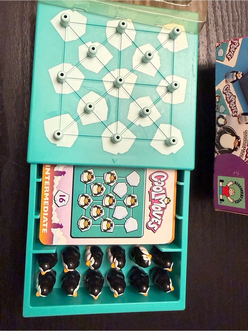 Discovery Toys Cool Moves! Jumping Penguins Strategy Game, Challenge Cards, 4479